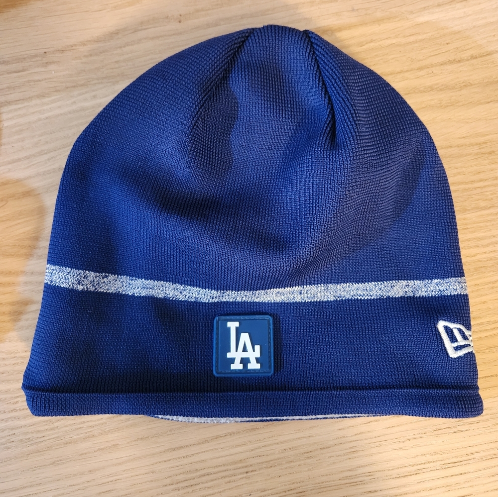 New Era LOS Angeles DODGERS Beanie with LA Patch